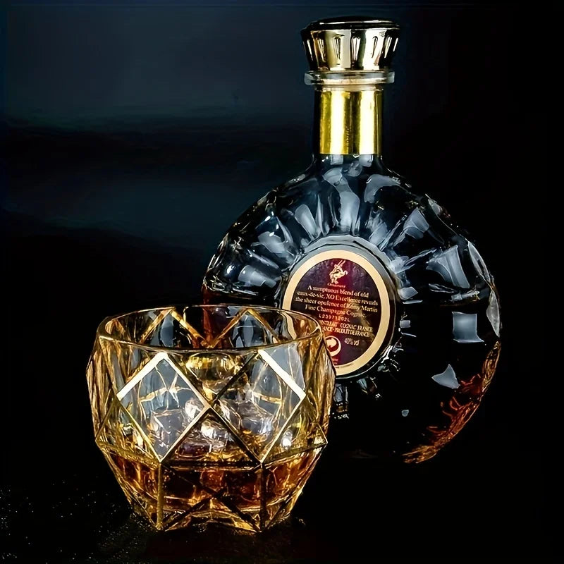 Golden line whiskey glass tumbler by 𝕄𝕔 𝕋𝕙𝕖 𝔹𝕝𝕒𝕔𝕜 𝔻𝕚𝕒𝕞𝕠𝕟�