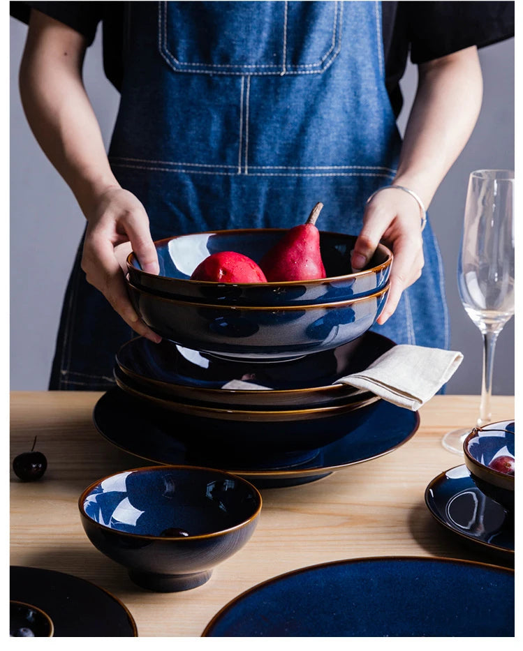 Deep blue ceramic dinnerware set from 𝕄𝕔 𝕋𝕙𝕖 𝔹𝕝𝕒𝕔𝕜 𝔻𝕚𝕒𝕞𝕠𝕟�