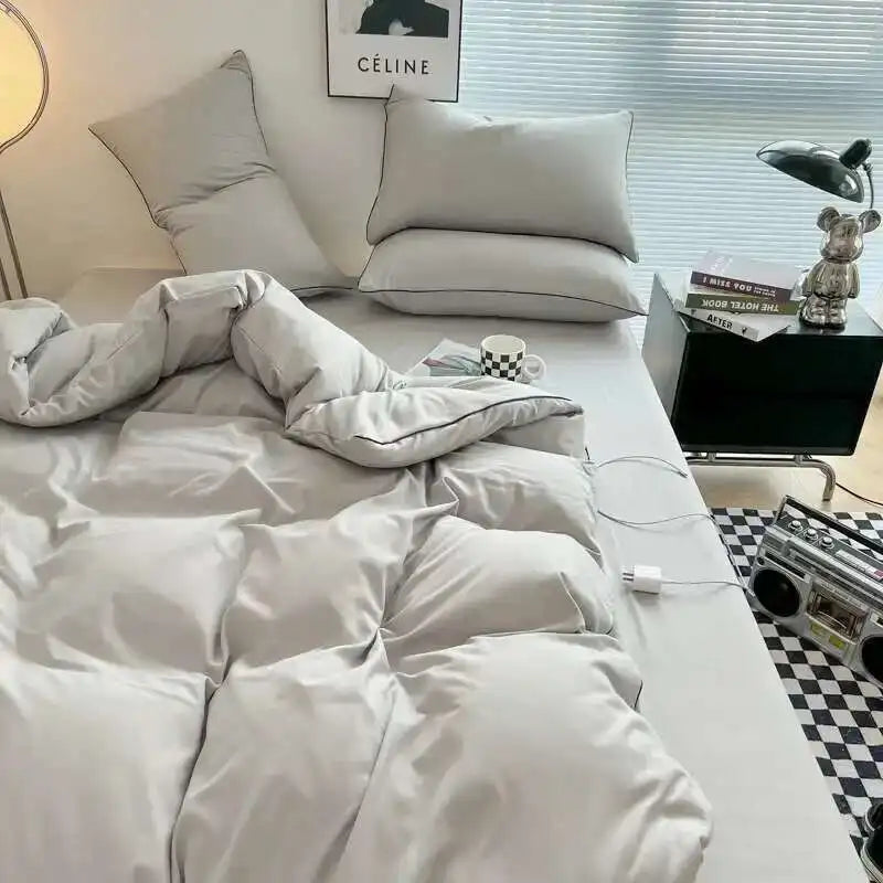 Black bedding set with minimalist queen/king size quilt and bedsheets from ๐๐ ๐๐๐ ๐น๐๐๐๐ ๐ป๐๐๐