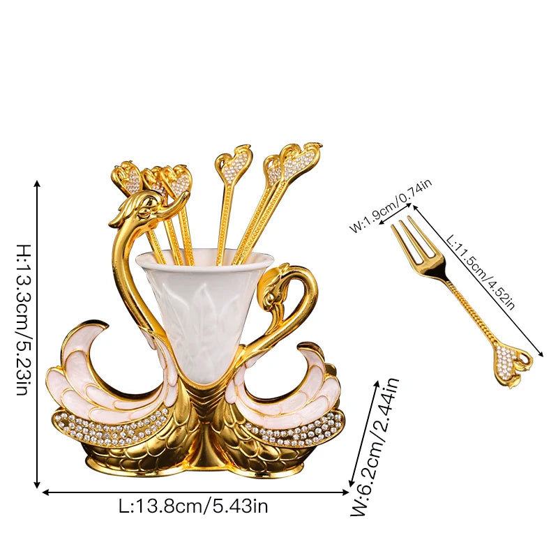 Swan-shaped fruit fork and spoon set from 𝕄𝕔 𝕋𝕙𝕖 𝔹𝕝𝕒𝕔𝕜 𝔻𝕚𝕒𝕞𝕠�