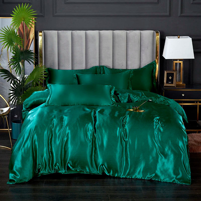 Queen or king size comforter cover by 𝕄𝕔 𝕋𝕙𝕖 𝔹𝕝𝕒𝕔𝕜 𝔻𝕚𝕒𝕞𝕠𝕟