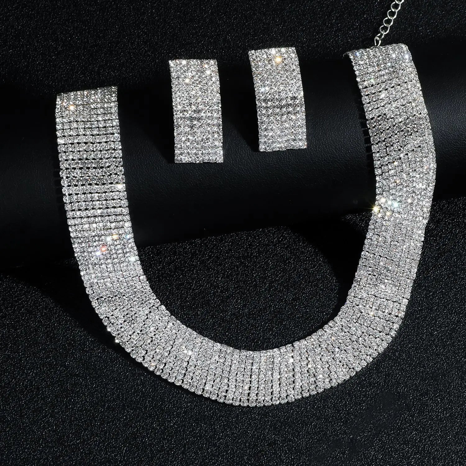 Three-piece women's jewelry set with rhinestone earrings and necklace from 𝕄𝕔 𝕋𝕙𝕖 𝔹𝕝𝕒𝕔𝕜 𝔻𝕚𝕒𝕞�