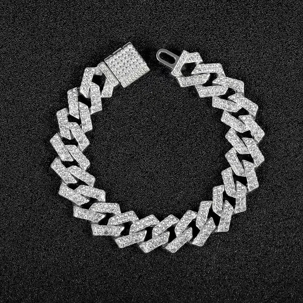 Men's 16mm Hip Hop Miami Cuban Link Chain Necklace in gold, featuring bold, chunky chain links from 𝕄𝕮 𝕋𝕙𝕖 𝔹𝕝𝕒𝕔𝕜 𝔻�