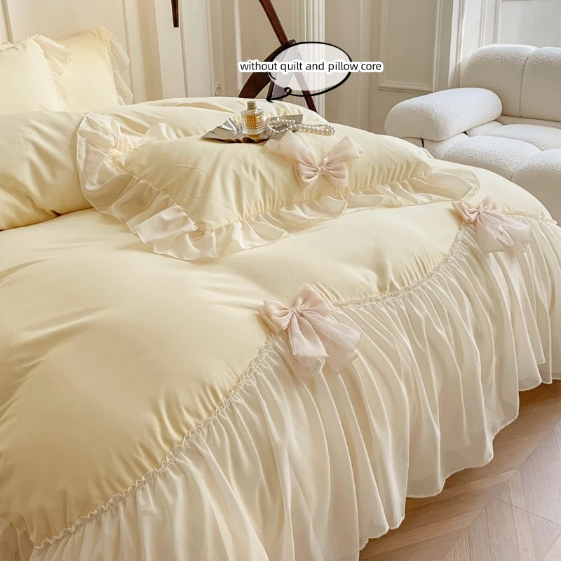 White bedding set with ruffled duvet cover from ๐๐ ๐๐๐ ๐น๐๐๐๐ ๐ป๐๐๐๐ ๏ฟฝ