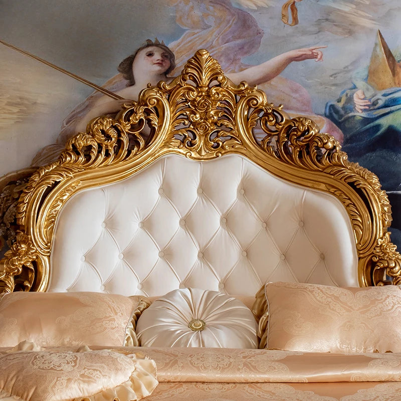 European luxury round four poster bed by 𝕄𝕔 𝕋𝕙𝕖 𝔹𝕝𝕒𝕔𝕜 𝔻𝕚𝕒𝕞𝕠𝕟�