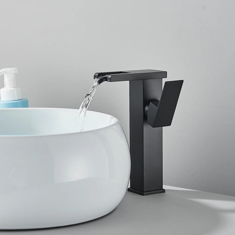 Black LED bathroom faucet by 𝕄𝕔 𝕋𝕙𝕖 𝔹𝕝𝕒𝕔𝕜 𝔻𝕚𝕒𝕞𝕠𝕟𝕕