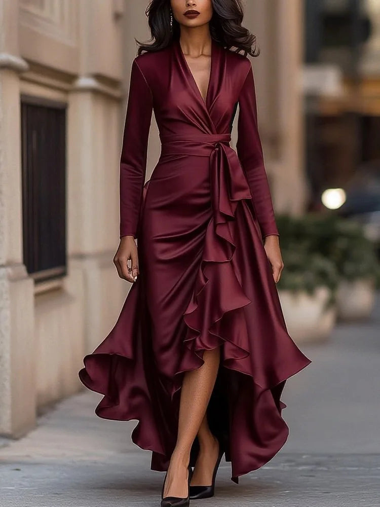 Women's deep V-neck ruffled lace dress by 𝕄𝕔 𝕋𝕙𝕖 𝔹𝕝𝕒𝕔𝕜 𝔻𝕚𝕒𝕞𝕠�