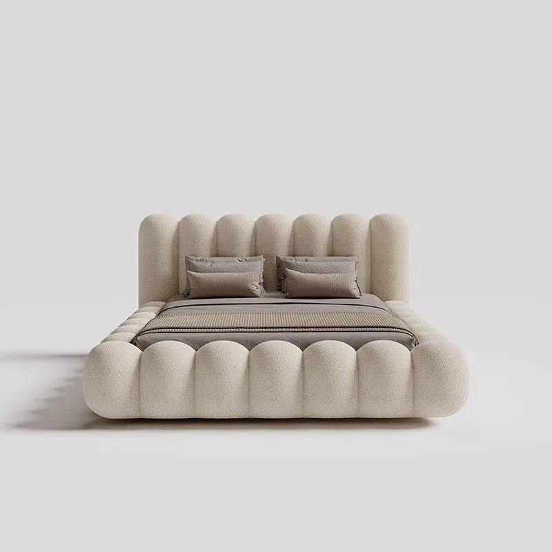 Large wooden bed from 𝕄𝕔 𝕋𝕙𝕖 𝔹𝕝𝕒𝕔𝕜 𝔻𝕚𝕒𝕞𝕠𝕟𝕕�