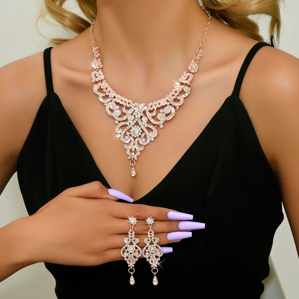 Design Sense Palace Style jewelry set by MC The Black Diamonds with luxury rhinestone inlay, featuring elegant women's jewelry accessories.