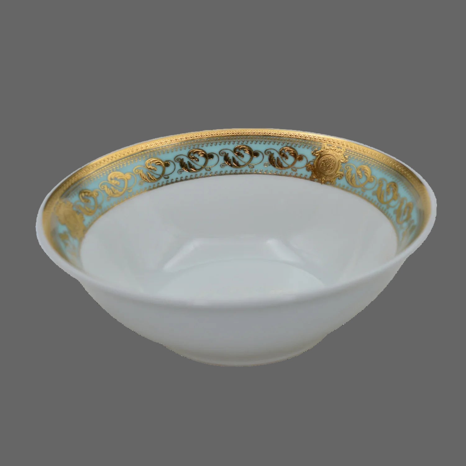 Elegant embossed gold porcelain dinnerware set by MC THE BLACK DIAMOND featuring luxury bone china tableware with intricate gold detailing.