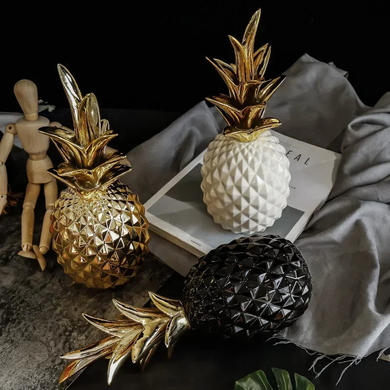 Golden ceramic pineapple decorative accent from 𝕄𝕔 𝕋𝕙𝕖 𝔹𝕝𝕒𝕔𝕜 𝔻𝕚𝕒𝕞𝕠𝕟�