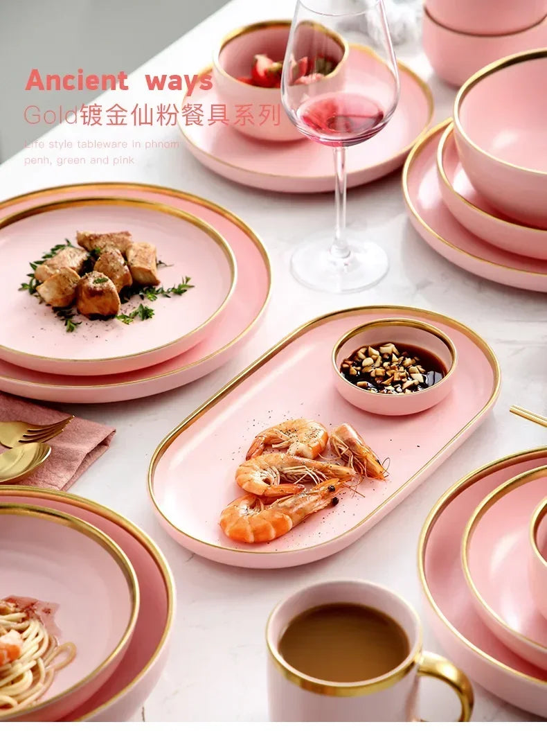 Pink porcelain dinner plate with gilt rim, part of 𝕄𝕔 𝕋𝕙𝕖 𝔹𝕝𝕒𝕔𝕜 𝔻𝕚𝕒𝕞𝕠�