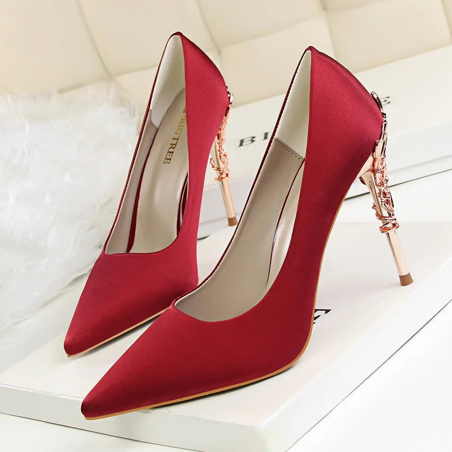 Women’s fashion shoes by 𝕄𝕔 𝕋𝕙𝕖 𝔹𝕝𝕒𝕔𝕜 𝔻𝕚𝕒𝕞𝕠𝕟𝕕