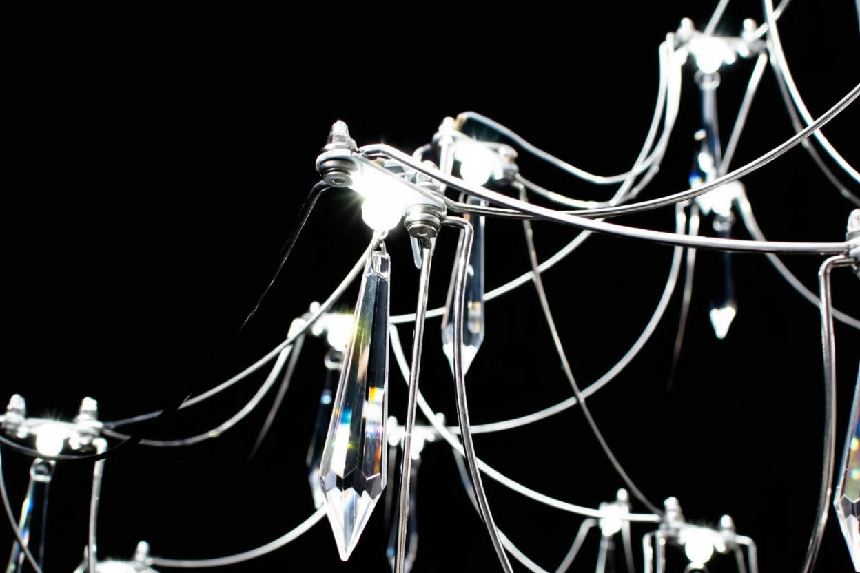 Modern MC THE BLACK DIAMOND crystal star chandelier with LED lights, featuring a firefly pendant design for stylish living room lighting.
