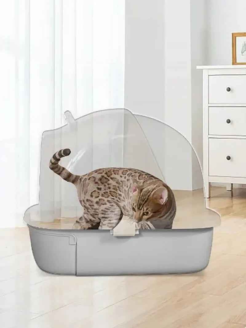 Extra-large MC THE BLACK DIAMOND cat litter box with high sides and open top for easy cleaning and access.