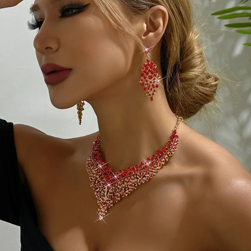 Three-piece women's starry sky conical leaf necklace set from Mohammad Collection, featuring delicate leaf and starry sky designs.