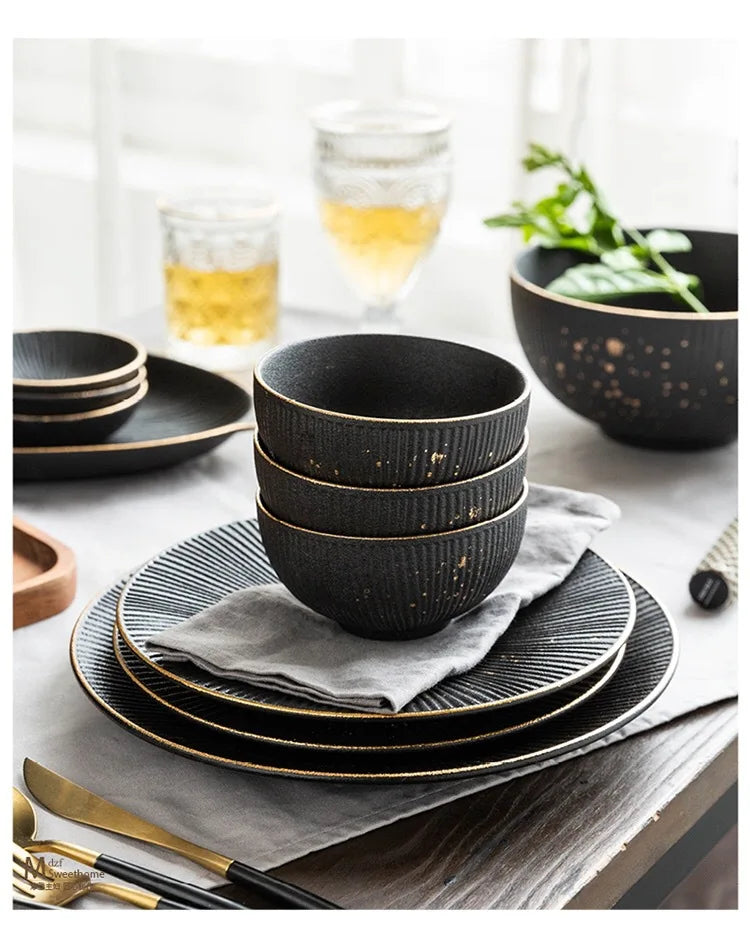 Luxury black striped porcelain dinner plate with gold border, part of 𝕄𝕔 𝕋𝕙𝕖 𝔹𝕝𝕒𝕔𝕜 𝔻𝕚𝕒𝕞�