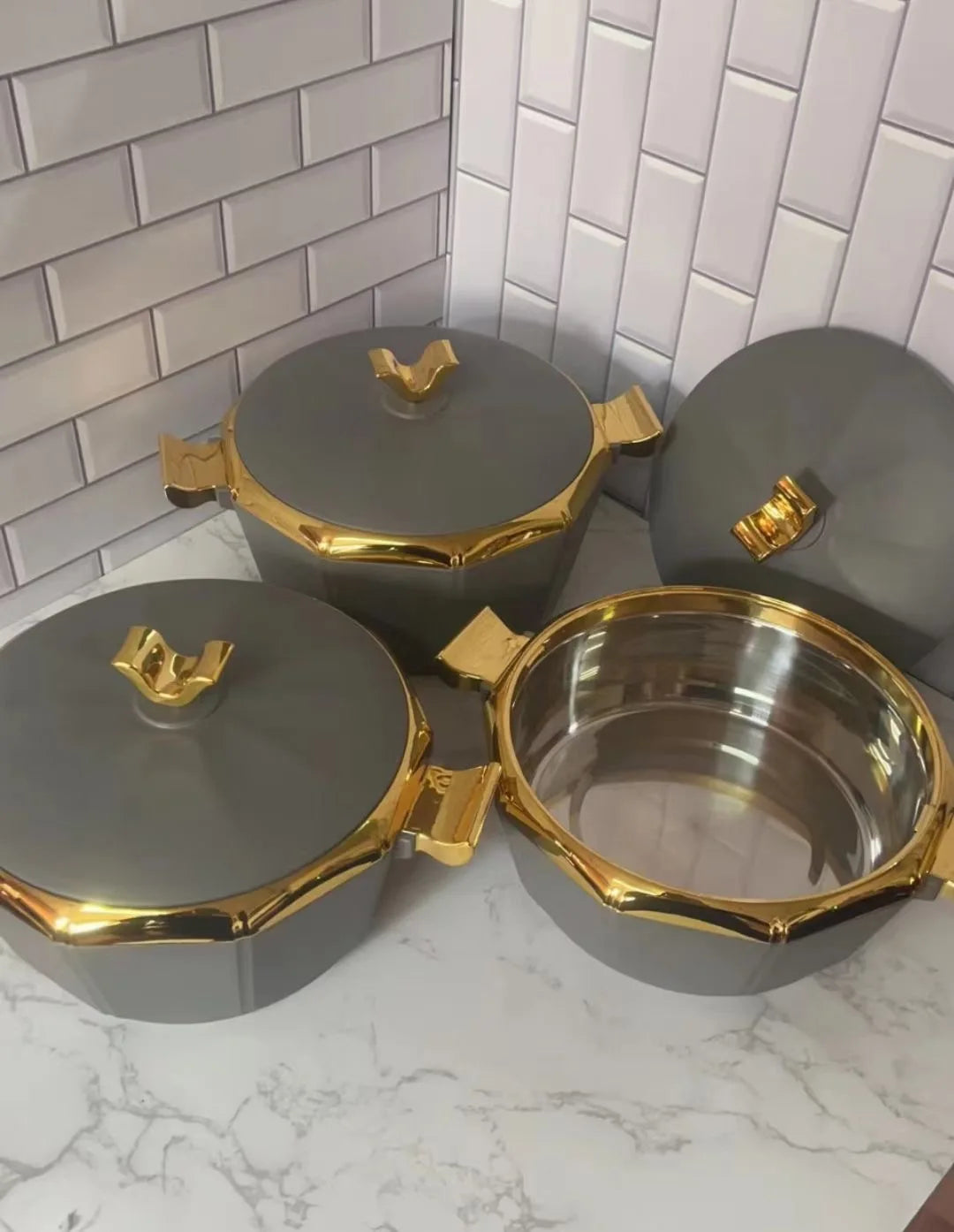 Design Food Warmer Casserole 3-piece set by 𝕄𝕮 𝕋𝕙𝕖 𝔹𝕝𝕒𝕔𝕜 𝔻𝕚𝕒𝕞�