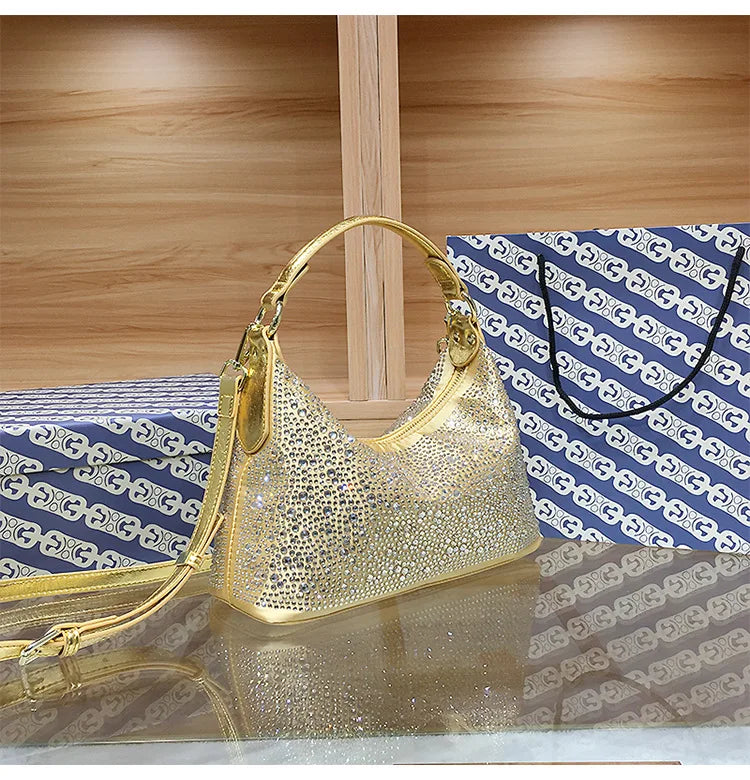 Women’s shiny evening handbag by 𝕄𝕔 𝕋𝕙𝕖 𝔹𝕝𝕒𝕔𝕜 𝔻𝕚𝕒𝕞𝕠𝕟�