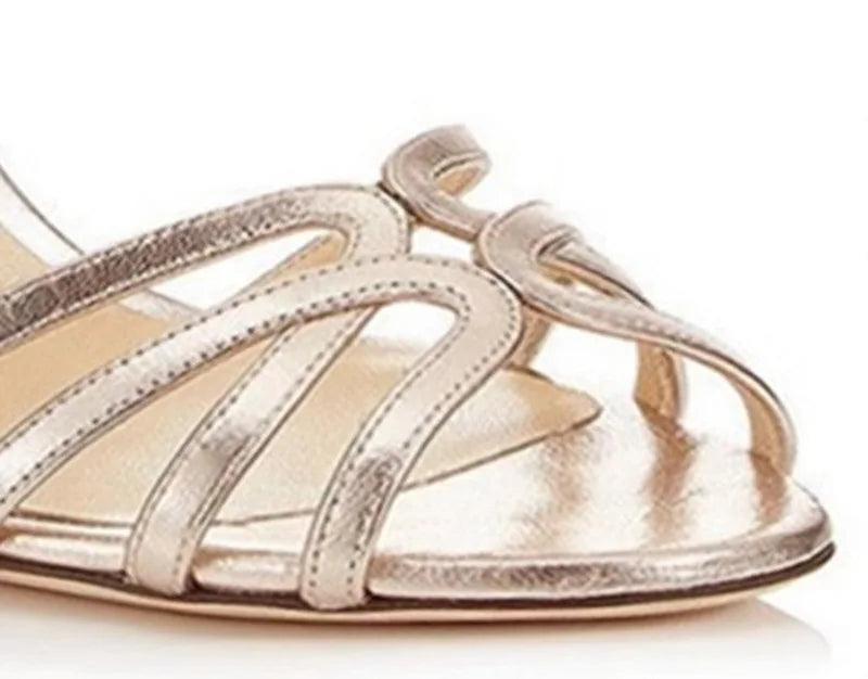 Black high heeled sandals by 𝕄𝕮 𝕋𝕙𝕖 𝔹𝕝𝕒𝕔𝕜 𝔻𝕚𝕒𝕞𝕠𝕟�