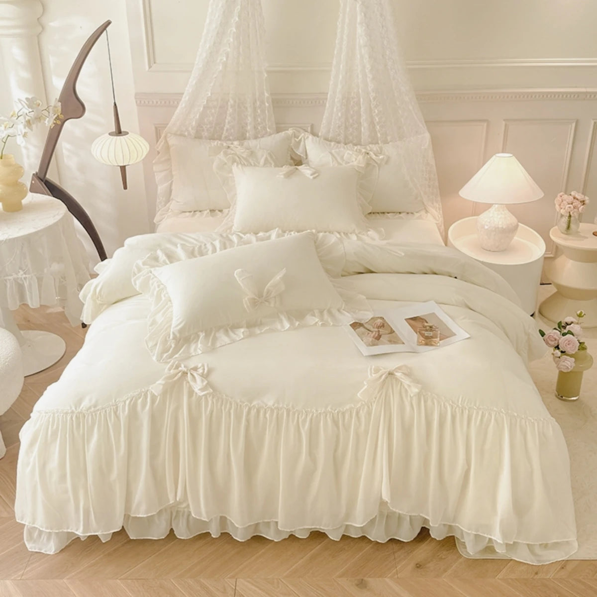 3-piece white bedding set with ruffled duvet cover from 𝕄𝕔 𝕋𝕙𝕖 𝔹𝕝𝕒𝕔𝕜 𝔻𝕚𝕒𝕞𝕠