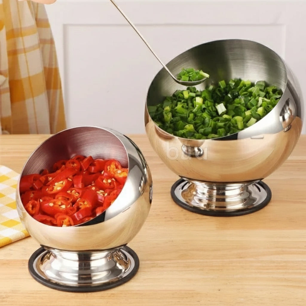 Stainless steel oblique-mouthed sauce bowl with lid, ideal for hot pots, salads, and seasoning from 𝕄𝕔 𝕋𝕙𝕖 𝔹𝕝𝕒𝕔𝕜 𝔻