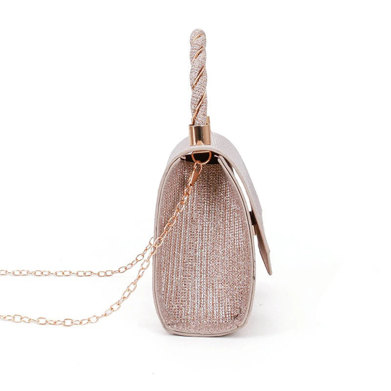 Fashionable black handbag by 𝕄𝕔 𝕋𝕙𝕖 𝔹𝕝𝕒𝕔𝕜 𝔻𝕚𝕒𝕞𝕠𝕟𝕕
